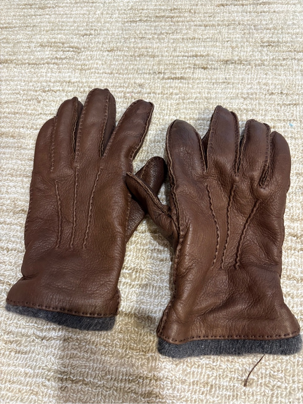 Loro Piana Brown Leather Men's Gloves - Classic Style
